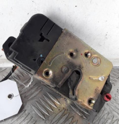 Serrure arriere droit PEUGEOT 206