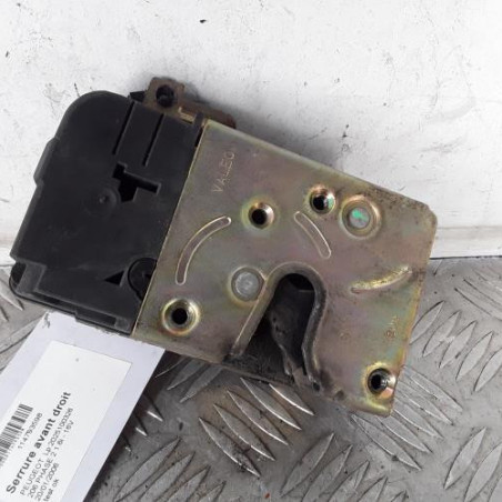 Serrure avant droit PEUGEOT 206