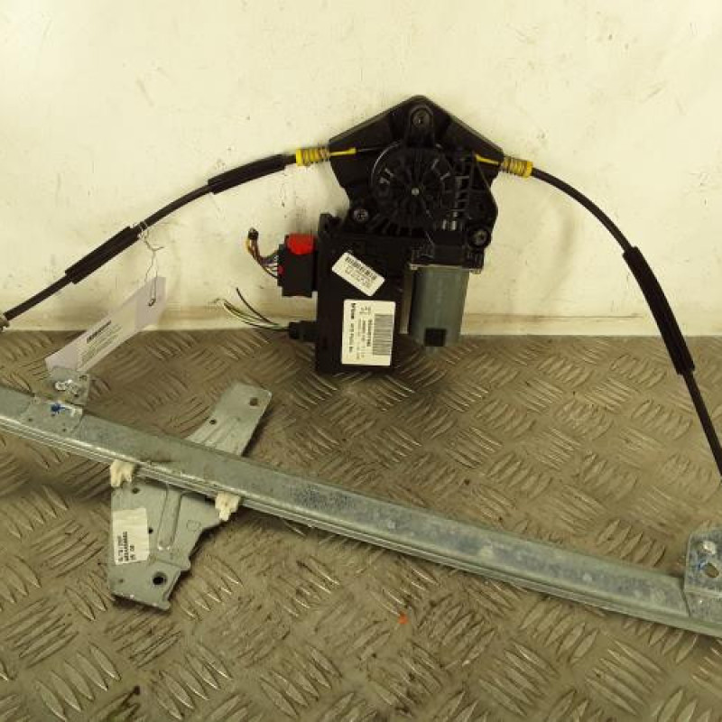 Leve vitre electrique avant droit PEUGEOT 307