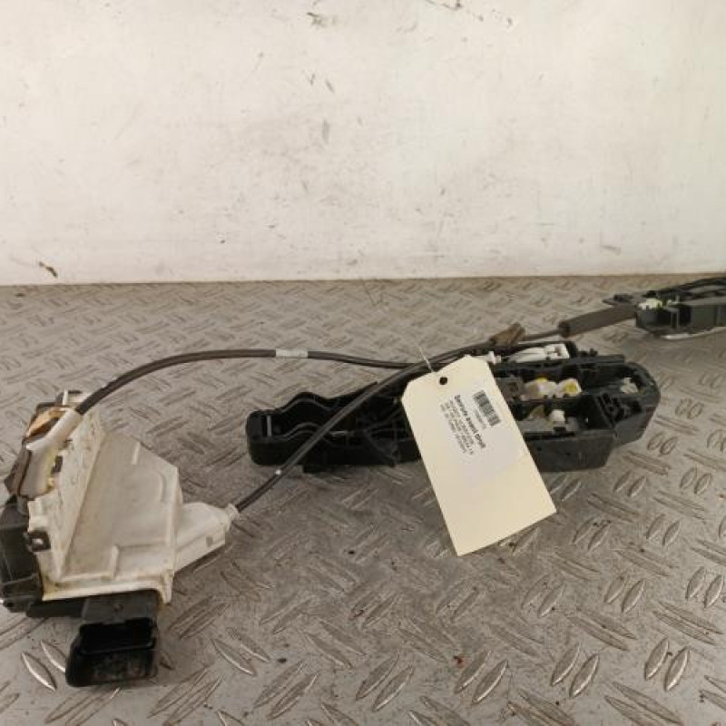 Serrure avant droit PEUGEOT 508 1 SW