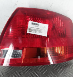 Feu arriere principal droit (feux) AUDI A4 2 Photo n°1