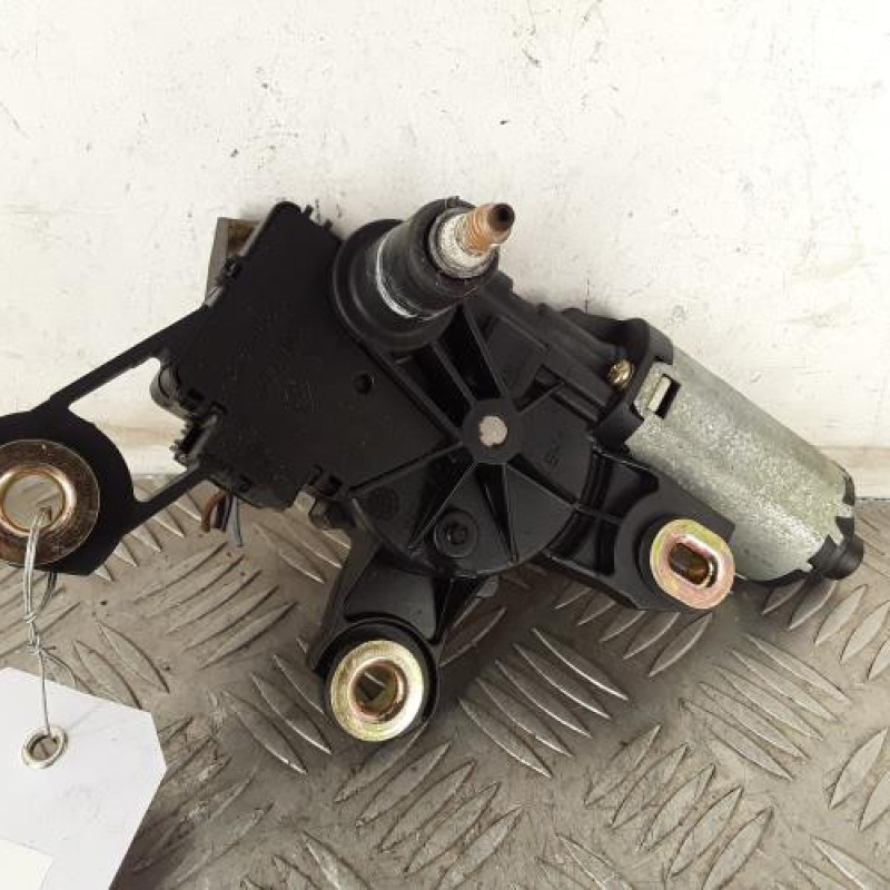 Moteur essuie glace arriere AUDI A4 2