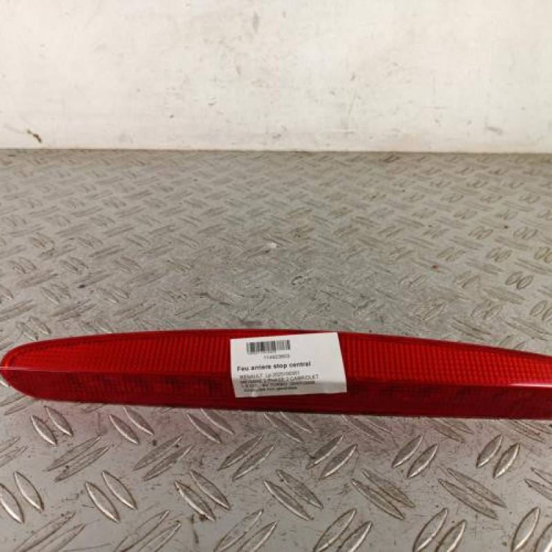 Feu arriere stop central RENAULT MEGANE 2 Feu arriere stop central RENAULT MEGANE 2