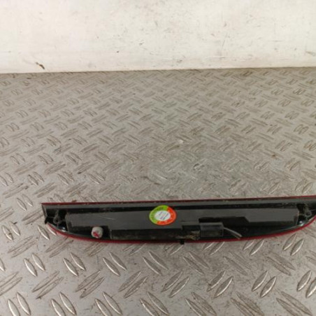 Feu arriere stop central RENAULT CLIO 2