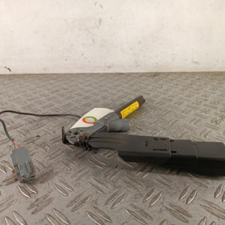 Attache ceinture avant gauche RENAULT KANGOO 1