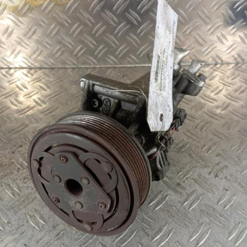 Compresseur clim DACIA LODGY