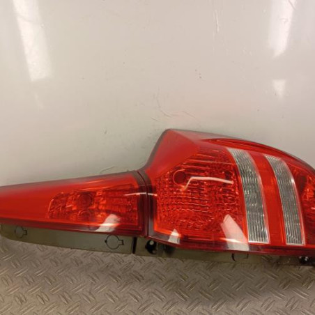 Feu arriere principal droit (feux) KIA CEE-D 1 SPORT WAGON Photo n°1