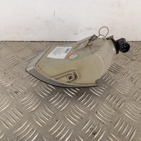 Optique avant secondaire droit (feux)(clignotant) PEUGEOT 106