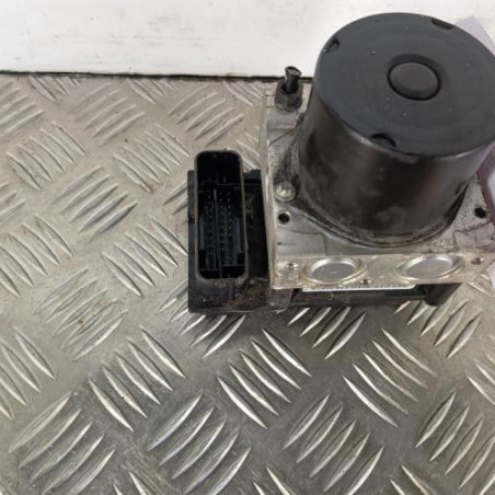 Bloc ABS (freins anti-blocage) VOLKSWAGEN FOX