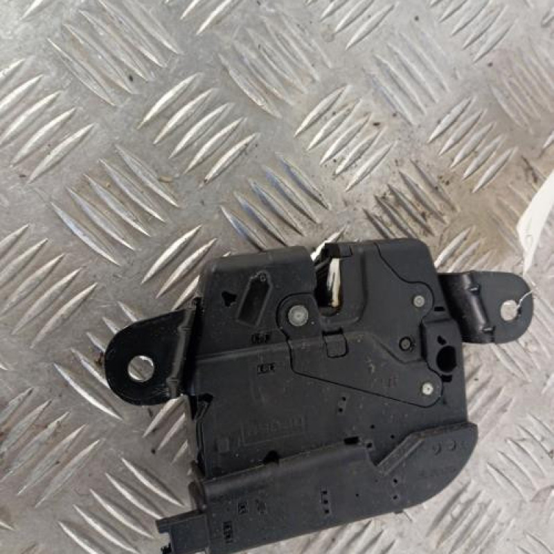 Serrure de hayon BMW SERIE 2 F46