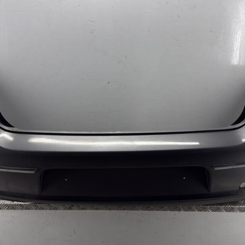Pare choc arriere VOLKSWAGEN PASSAT 5