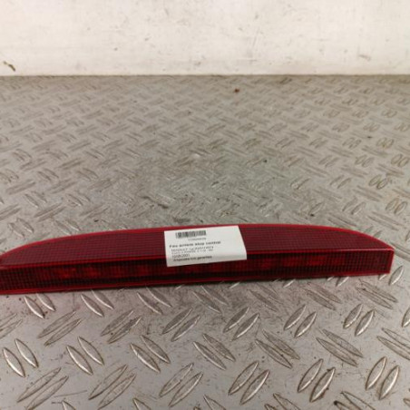 Feu arriere stop central RENAULT CLIO 2 Photo n°1