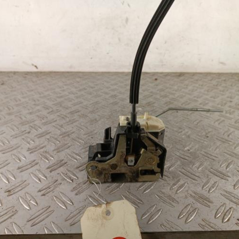 Serrure avant droit RENAULT CLIO 2