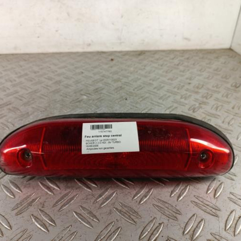 Feu arriere stop central PEUGEOT BOXER 2