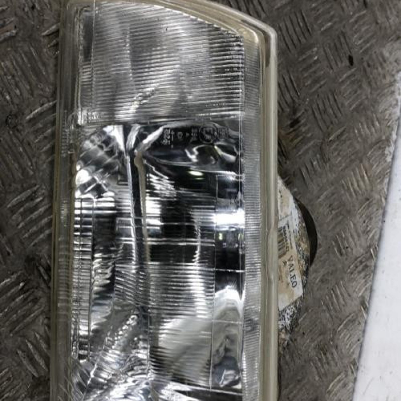 Optique avant principal droit (feux)(phare) CITROEN C15