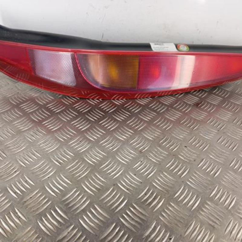 Feu arriere principal droit (feux) FIAT PUNTO 2