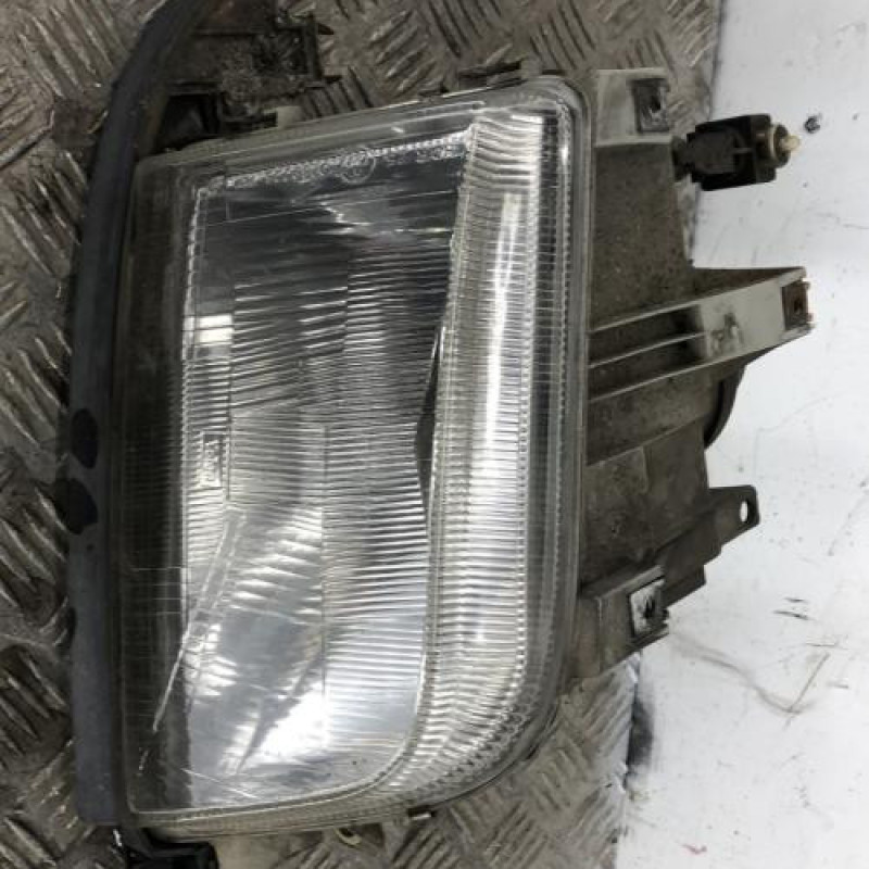 Optique avant principal droit (feux)(phare) RENAULT CLIO 1