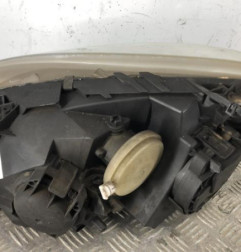 Optique avant principal droit (feux)(phare) MERCEDES CLASSE B 245