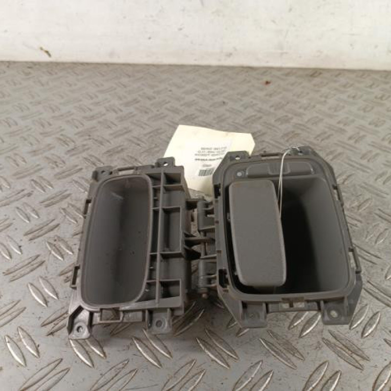 Poignee interieur arriere droit VOLKSWAGEN CRAFTER 1