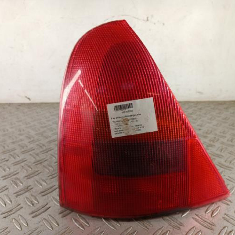 Feu arriere principal gauche (feux) RENAULT CLIO 2