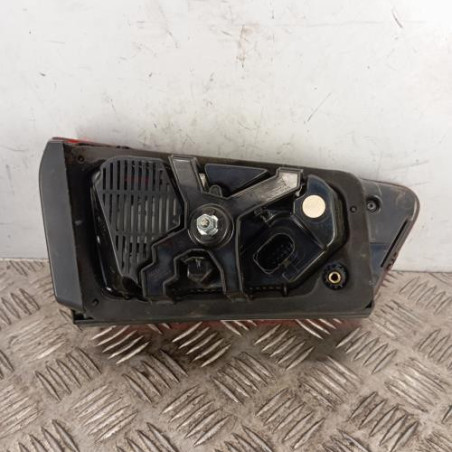 Feu arriere secondaire droit (feux) AUDI A6 4