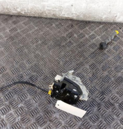 Serrure arriere droit AUDI A6 4