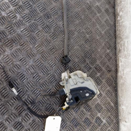 Serrure avant droit AUDI A6 4