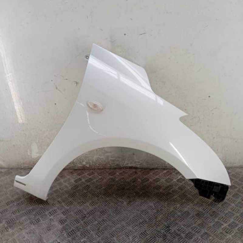 Aile avant droit SUZUKI SWIFT 4