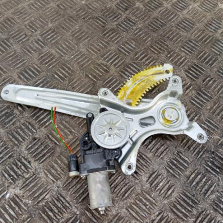 Leve vitre electrique arriere droit SUZUKI SWIFT 4 Photo n°1