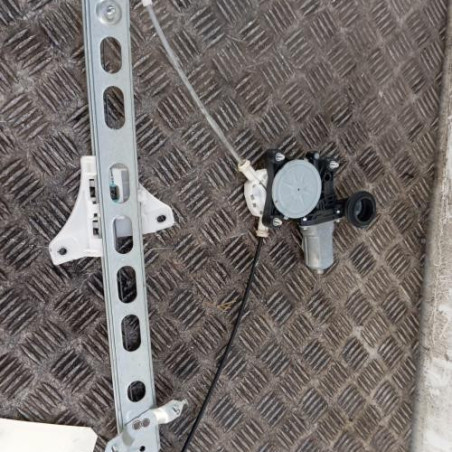 Leve vitre electrique avant droit SUZUKI SWIFT 4