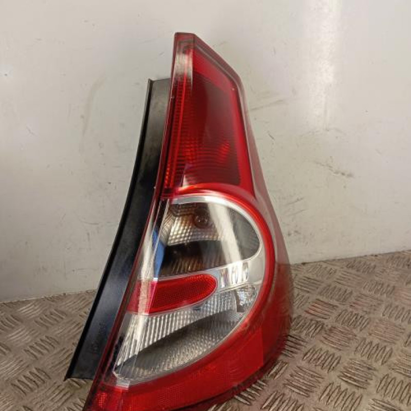 Feu arriere principal droit (feux) DACIA SANDERO 1