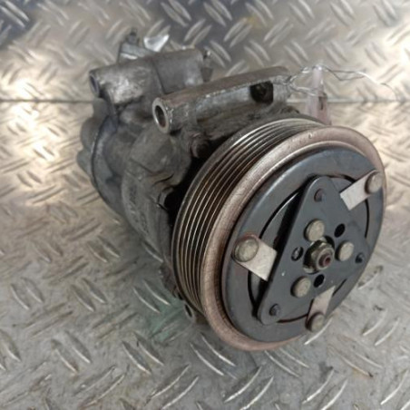 Compresseur clim CITROEN C3 1 Photo n°1