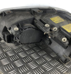 Optique avant principal droit (feux)(phare) VOLKSWAGEN TOURAN 1