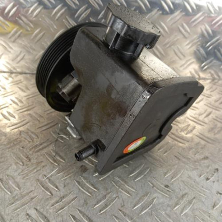 Pompe de direction MERCEDES VITO 639