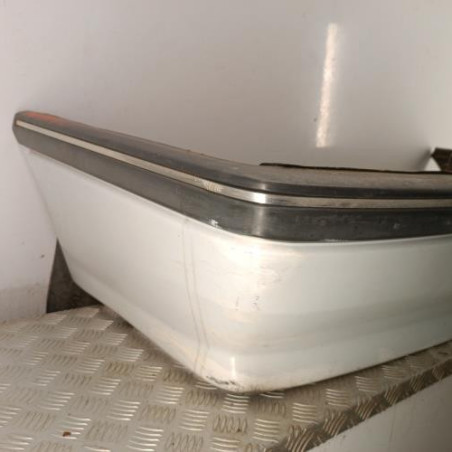 Pare choc arriere RENAULT R21