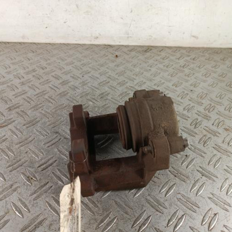 Etrier avant gauche (freinage) PEUGEOT 508 1 SW