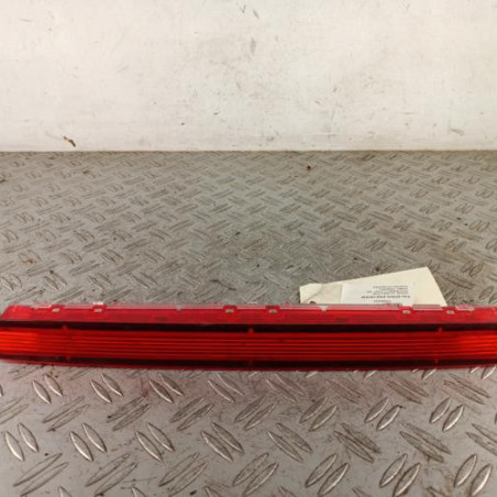 Feu arriere stop central SKODA YETI Photo n°1