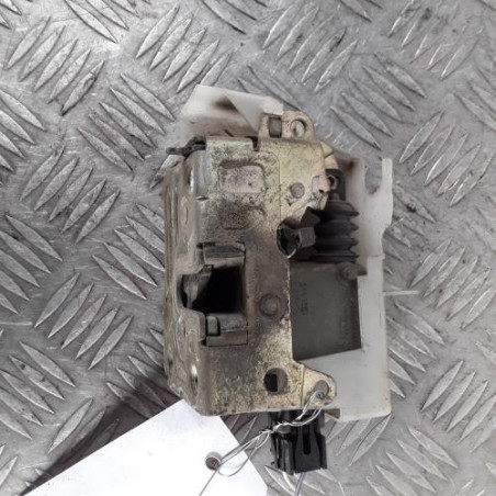 Serrure arriere gauche RENAULT CLIO 2