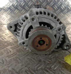 Alternateur TOYOTA AURIS 1 Photo n°1