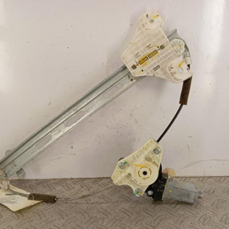 Leve vitre electrique arriere droit HYUNDAI I 20 2 Photo n°1