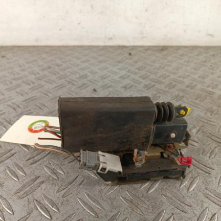 Serrure avant gauche RENAULT R21