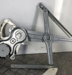 Leve vitre electrique avant droit TOYOTA VERSO Photo n°1