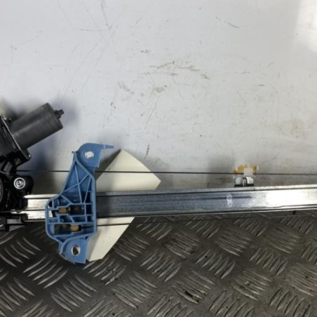 Leve vitre electrique avant droit SUZUKI SWIFT 5