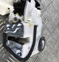 Serrure arriere droit SUZUKI SWIFT 5 Photo n°1