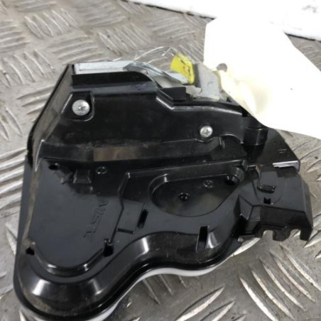 Serrure arriere gauche SUZUKI SWIFT 5