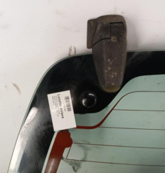 Lunette arriere TOYOTA AYGO 1