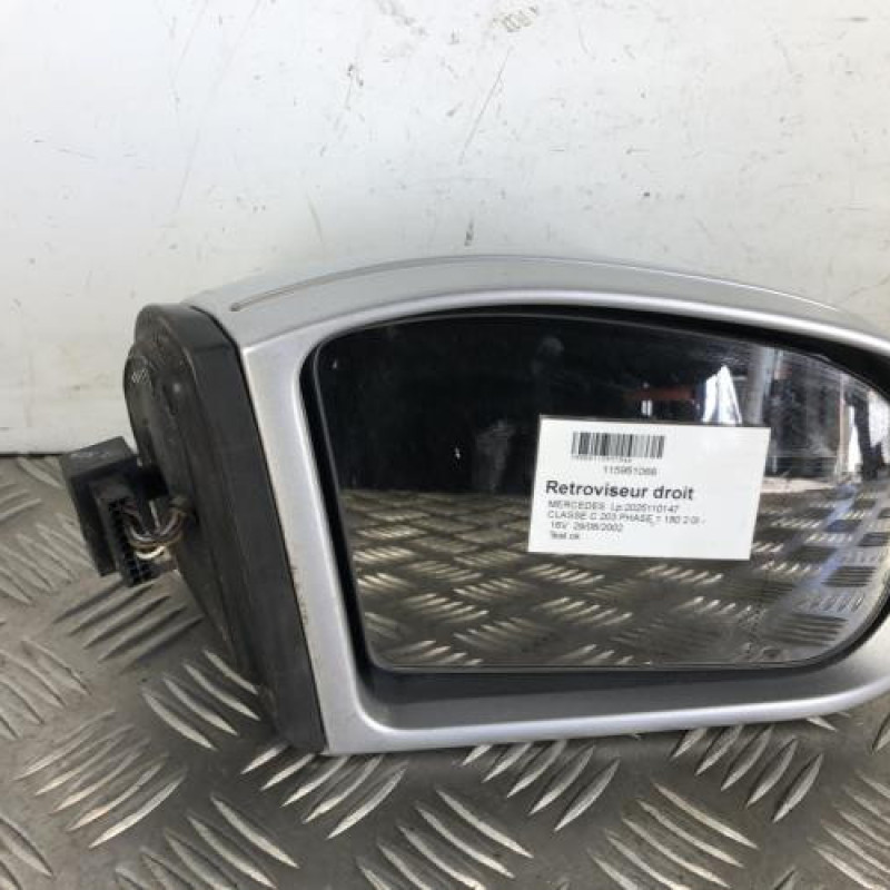 Retroviseur droit MERCEDES CLASSE C 203 Retroviseur droit MERCEDES CLASSE C 203
