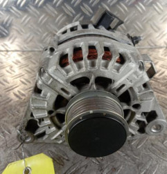 Alternateur HYUNDAI I 20 2 Photo n°1