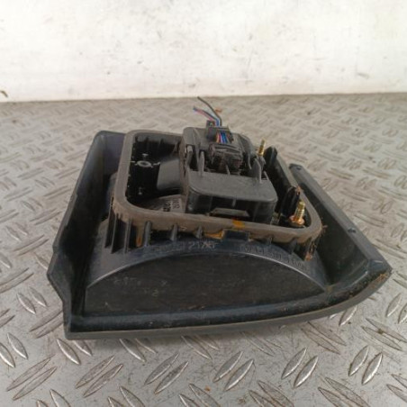 Feu arriere principal gauche (feux) RENAULT R21