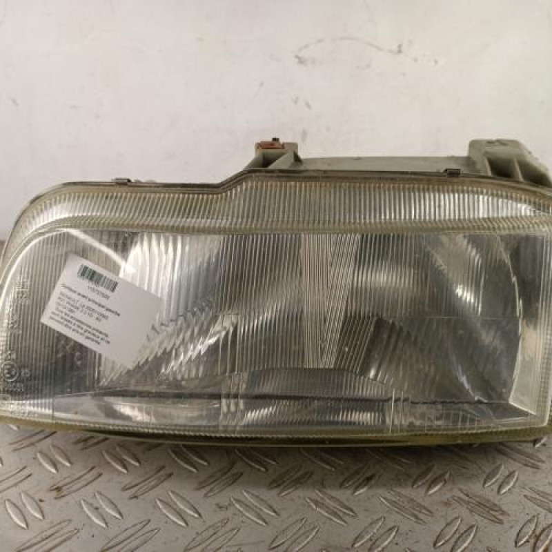 Optique avant principal gauche (feux)(phare) RENAULT R21
